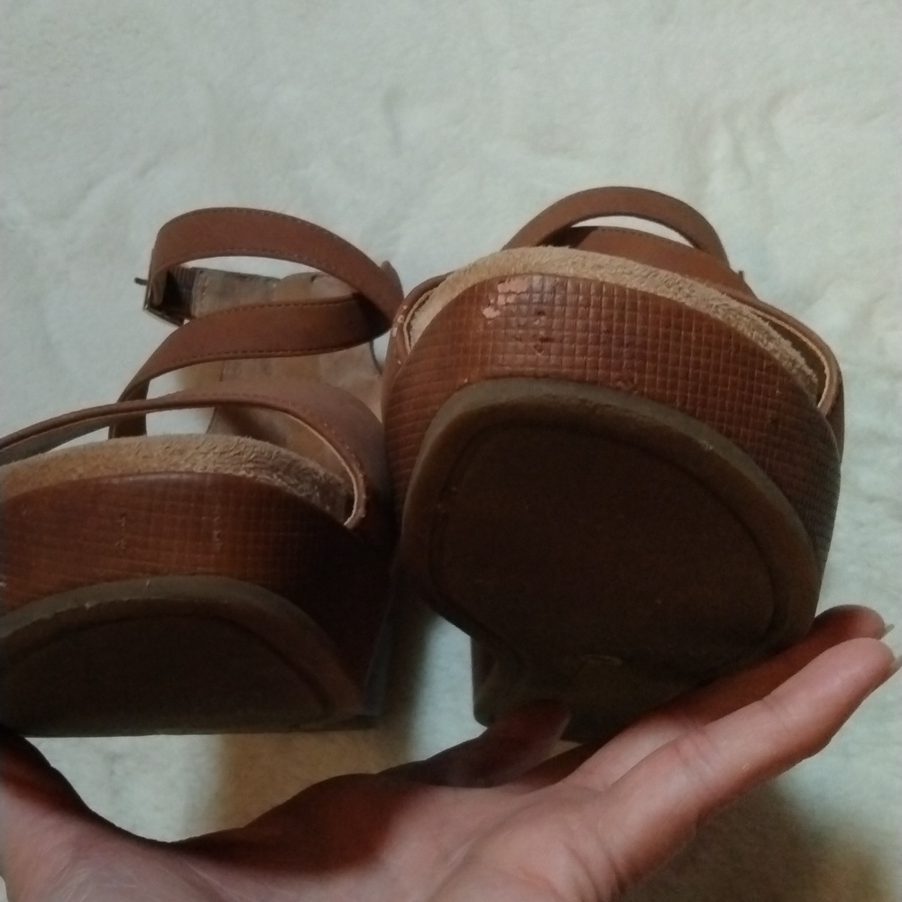 Giani Bernini cognac wedge sz 7 - Picture 5 of 7